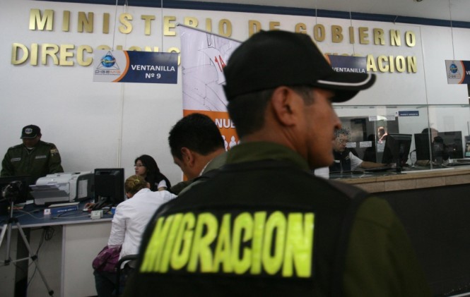 Intensifican Controles Migratorios en Tarija: 30 Extranjeros Sin Documentación Durante Festividades