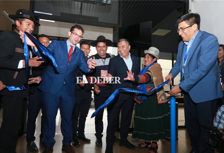 BoA inauguró su primera ruta internacional: Santa Cruz – Caracas (Venezuela)