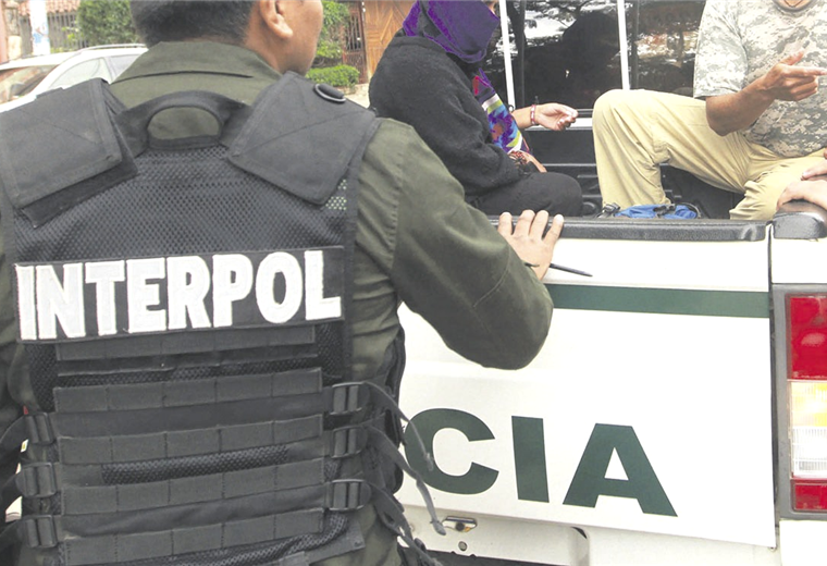 Nueva denuncia de corrupción en la Interpol involucra a ocho policías