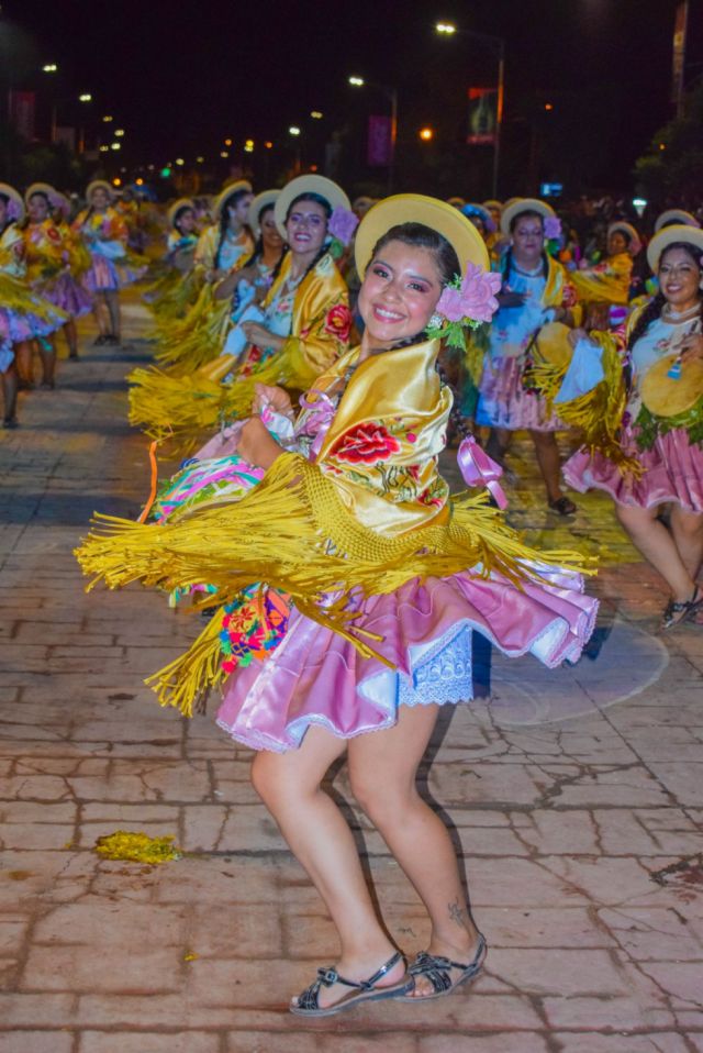 26 grupos de comadres participarán en la Gran Entrada del Carnaval Chapaco