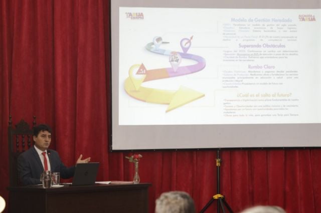 Alcalde de Tarija presenta sistema digital para mostrar obras y proyectos