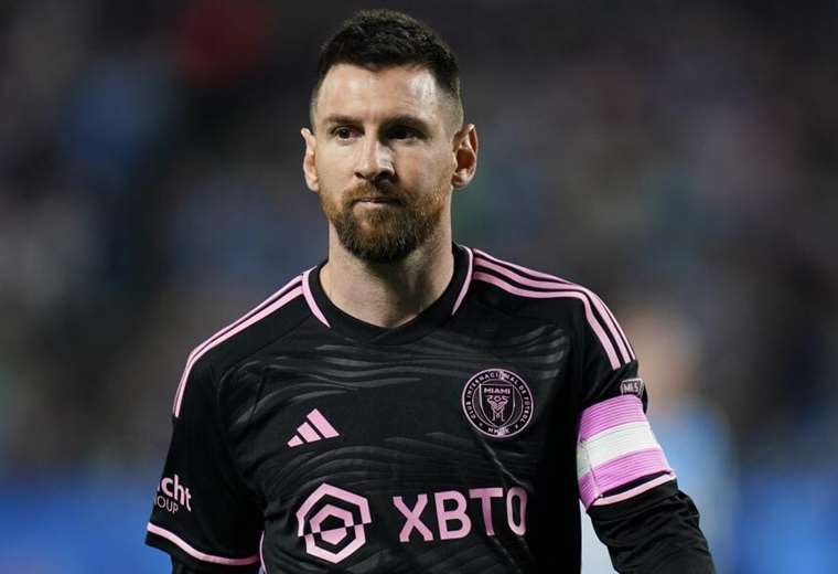 Aficionados recibirán reembolso por ausencia de Messi en partido amistoso en Hong Kong