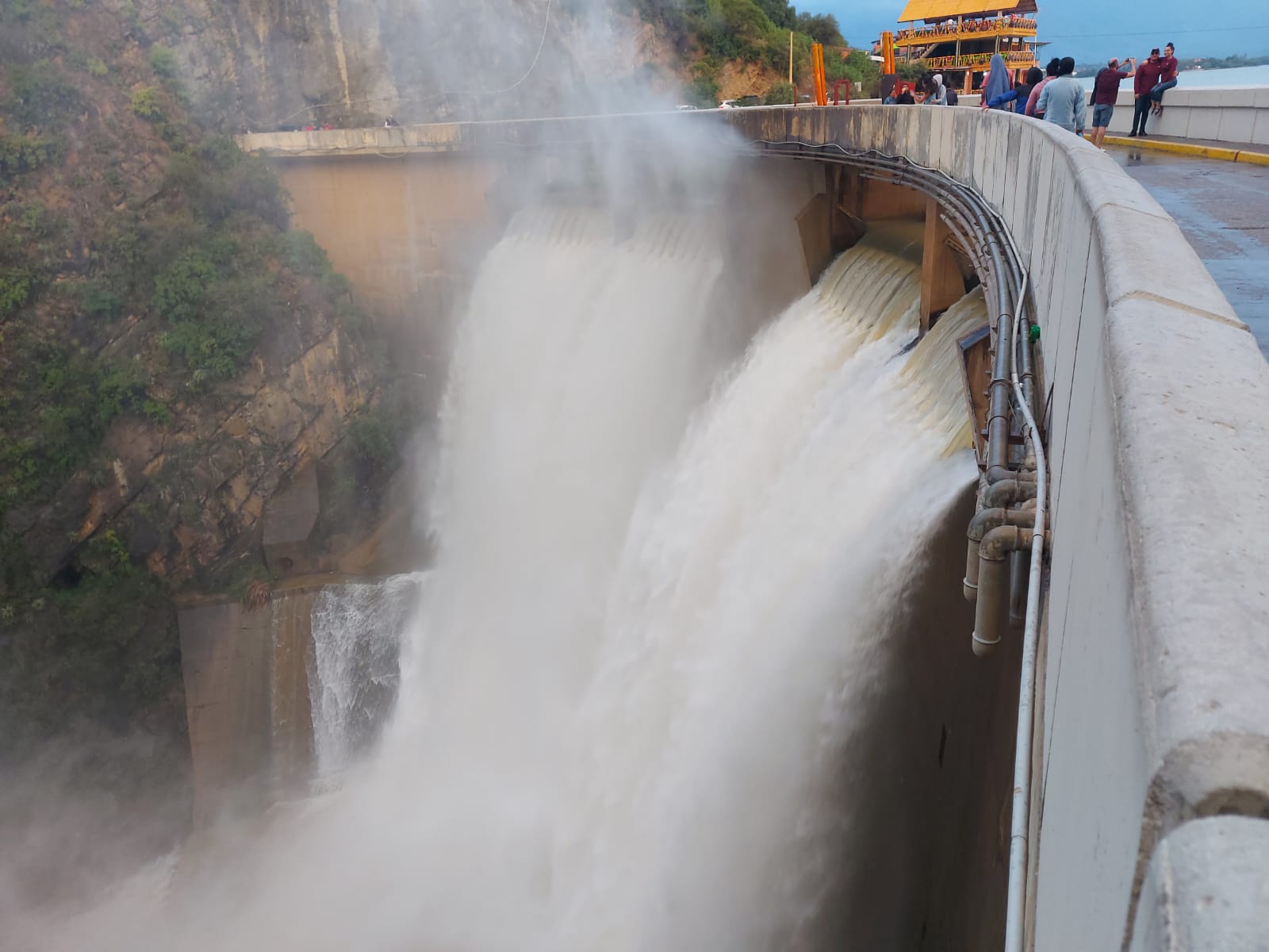 Estiman costo de 570 millones de bolivianos para cambio de acueducto en San Jacinto