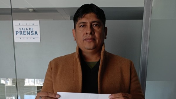Diputado denuncia que Evo Morales viaja en jet privado y pide investigar sus vuelos