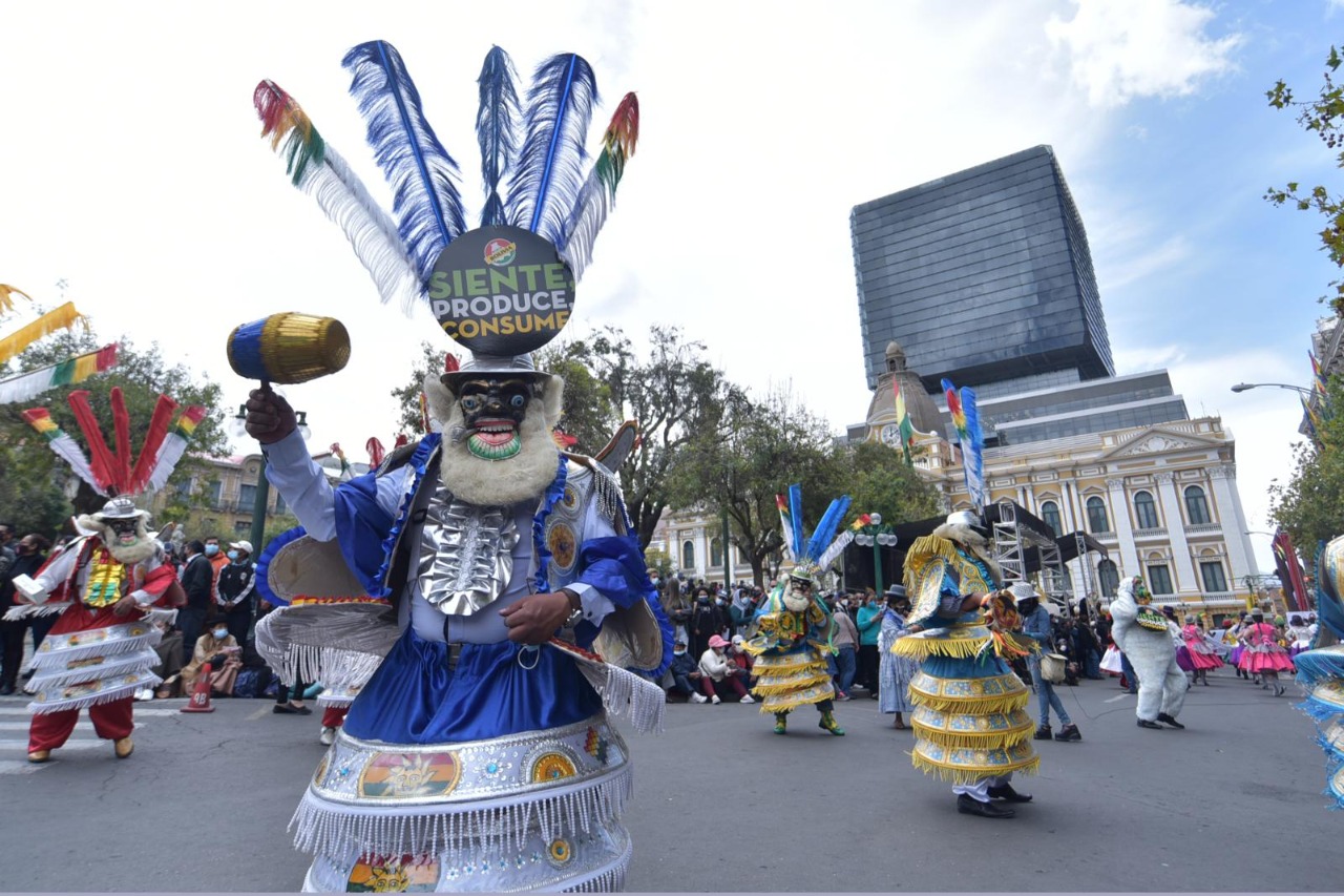 Legisladores bolivianos luchan por preservar el patrimonio cultural