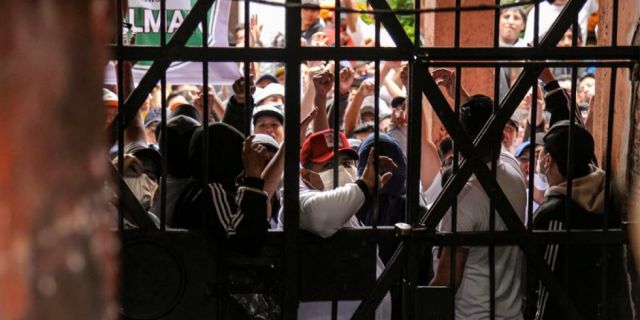 Alerta Roja: Hacinamiento y Crisis en el Sistema Penitenciario de Bolivia Según el Diputado Adrián Vega