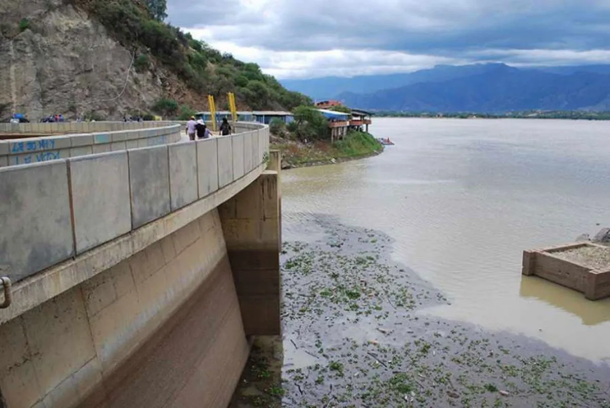 Ministro de Medio Ambiente Visitará Tarija para Abordar Crisis en la Represa de San Jacinto