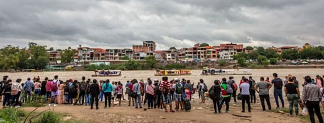 Devaluación de la Moneda Boliviana Aumenta el Flujo de Argentinos a Bermejo: Contrabando y Congestión en la Frontera