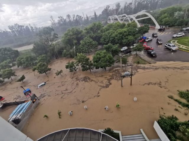 Tormenta Devastadora en Tarija: Inundaciones y Daños en Viviendas Tras Fuertes Lluvias