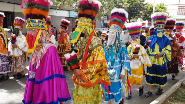 Controversia en el Carnaval de Oruro: La Danza de los Chunchos Genera Debate entre Tarija y Oruro