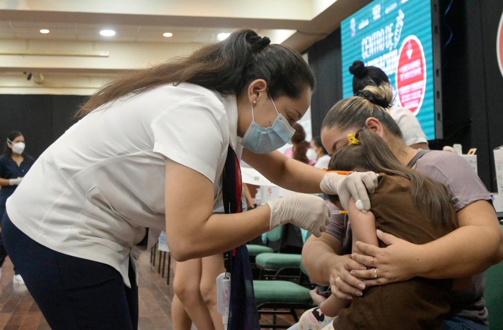Alerta roja por brote de influenza AH1N1 en Santa Cruz: Sedes declara emergencia sanitaria.