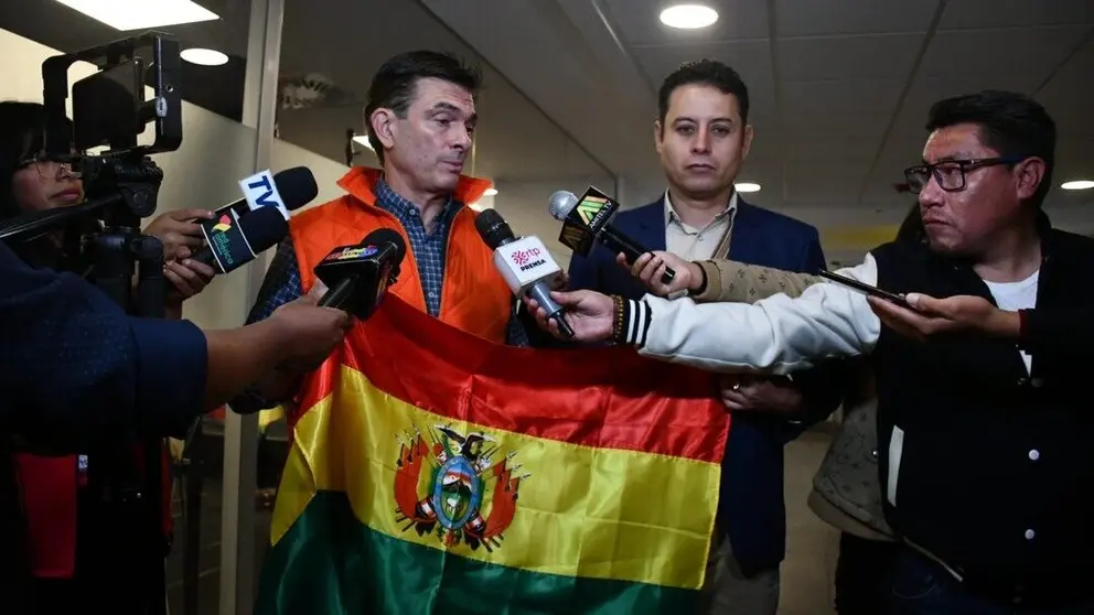 Edman Lara reemplaza a Sebastián Careaga como candidato a la vicepresidencia en Bolivia.