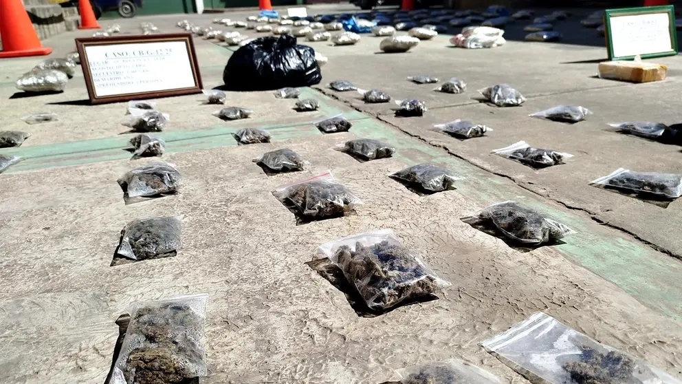 Detenido joven por vender marihuana a estudiantes en Cochabamba