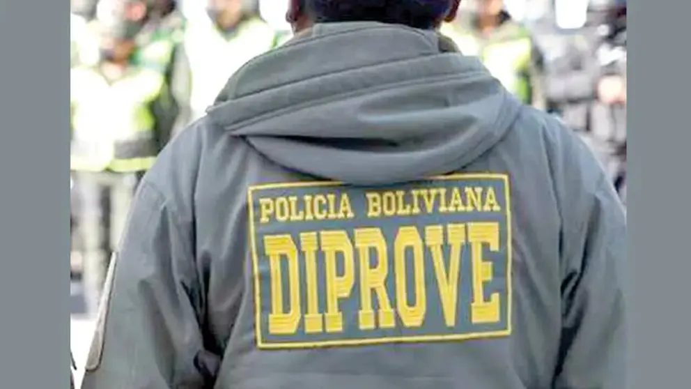 Seis policías en proceso por extorsión y robo en El Alto