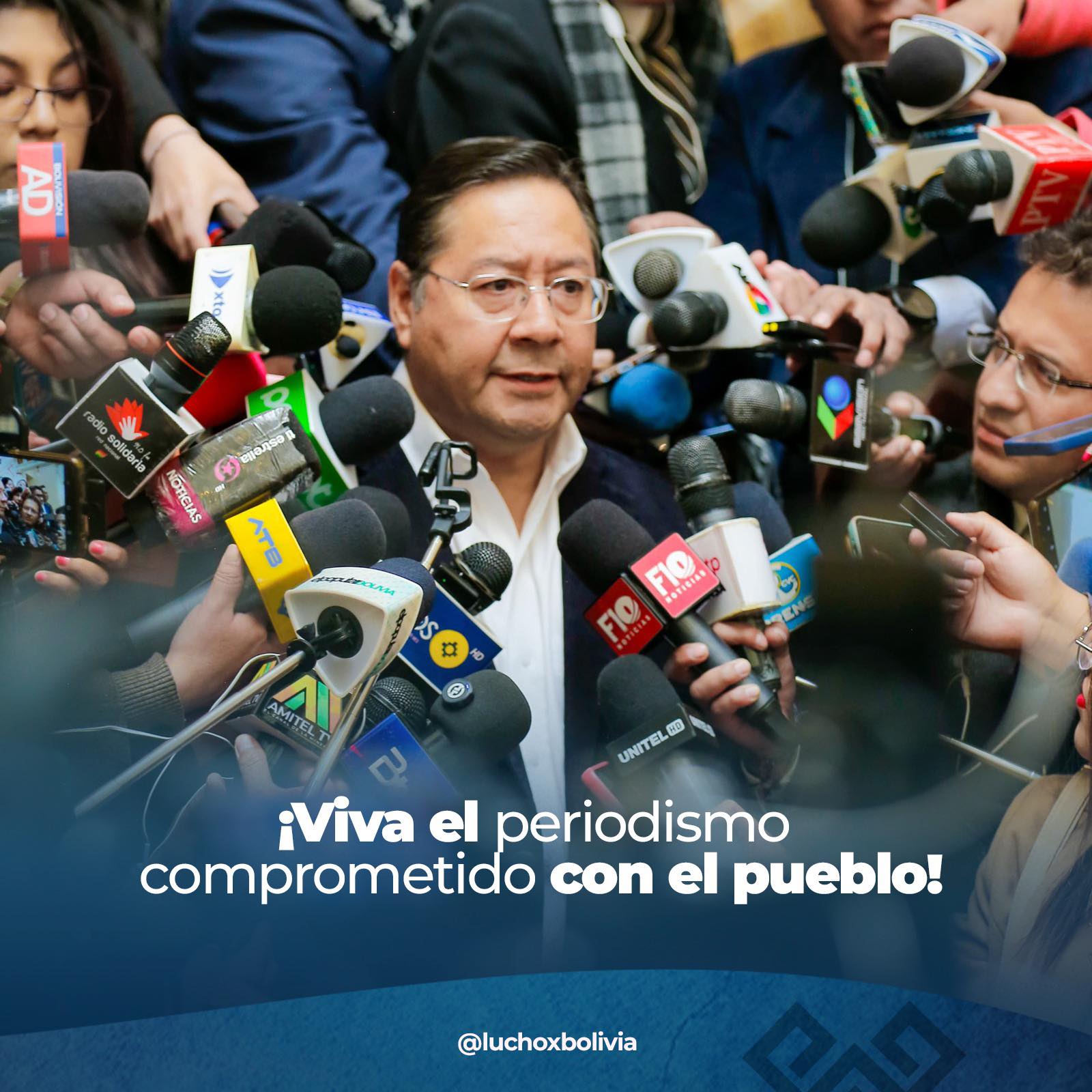 El presidente de Bolivia destaca el papel de los periodistas en el Día del Periodista.