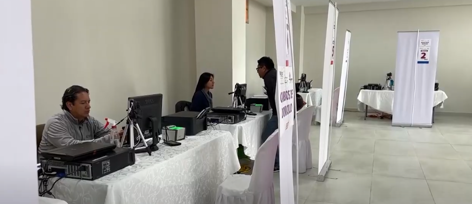 El Tribunal Supremo Electoral inicia amplio proceso de empadronamiento y define futuro de partidos políticos.