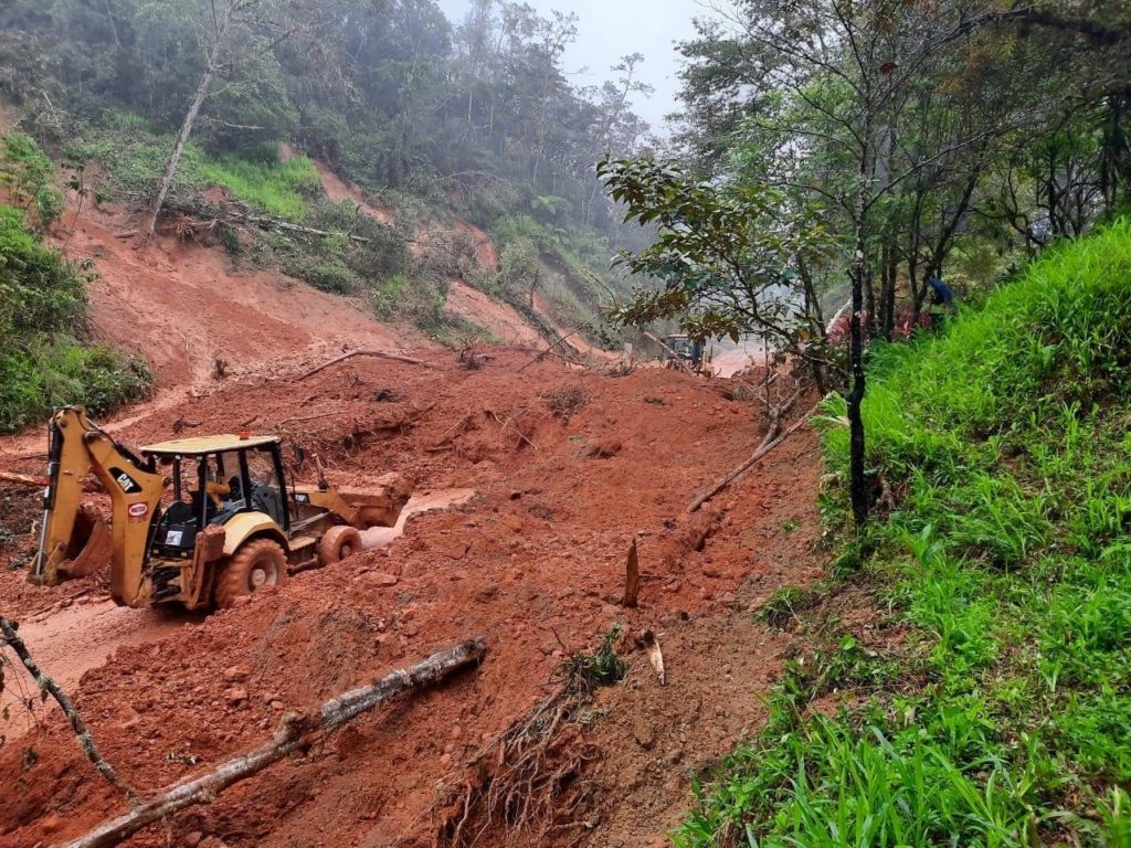 Chuquisaca destina más de Bs 25 millones al mantenimiento de carreteras en la región