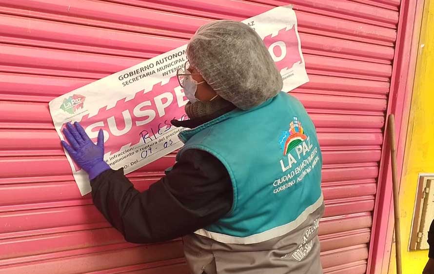 Operativo de verificación de higiene en mercado Lanza de La Paz termina en agresiones
