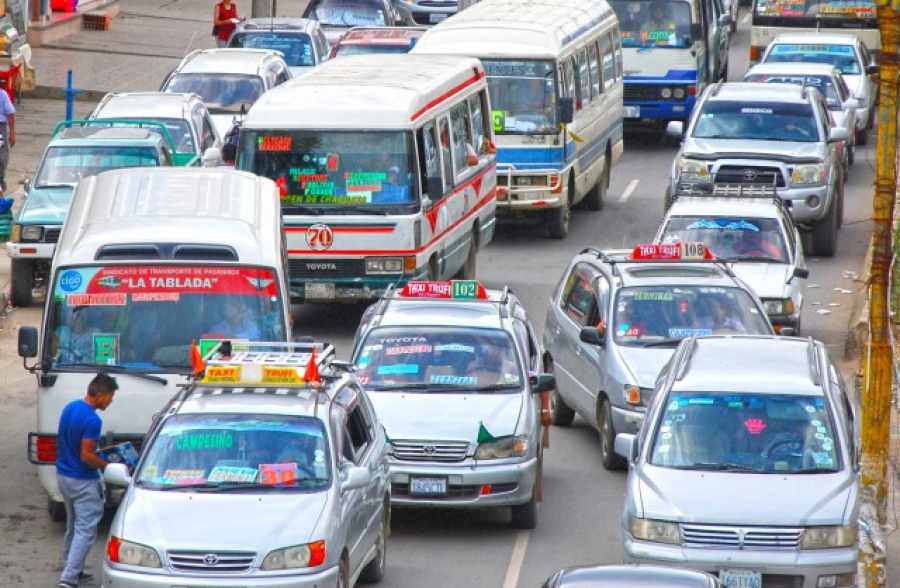 Transporte público en la ciudad en vilo ante posibilidad de modificación en tarifas.
