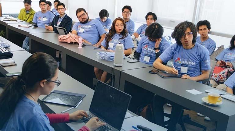 Banco Unión y Fundación Emprender Futuro lanzan programa para emprendedores tecnológicos en Bolivia