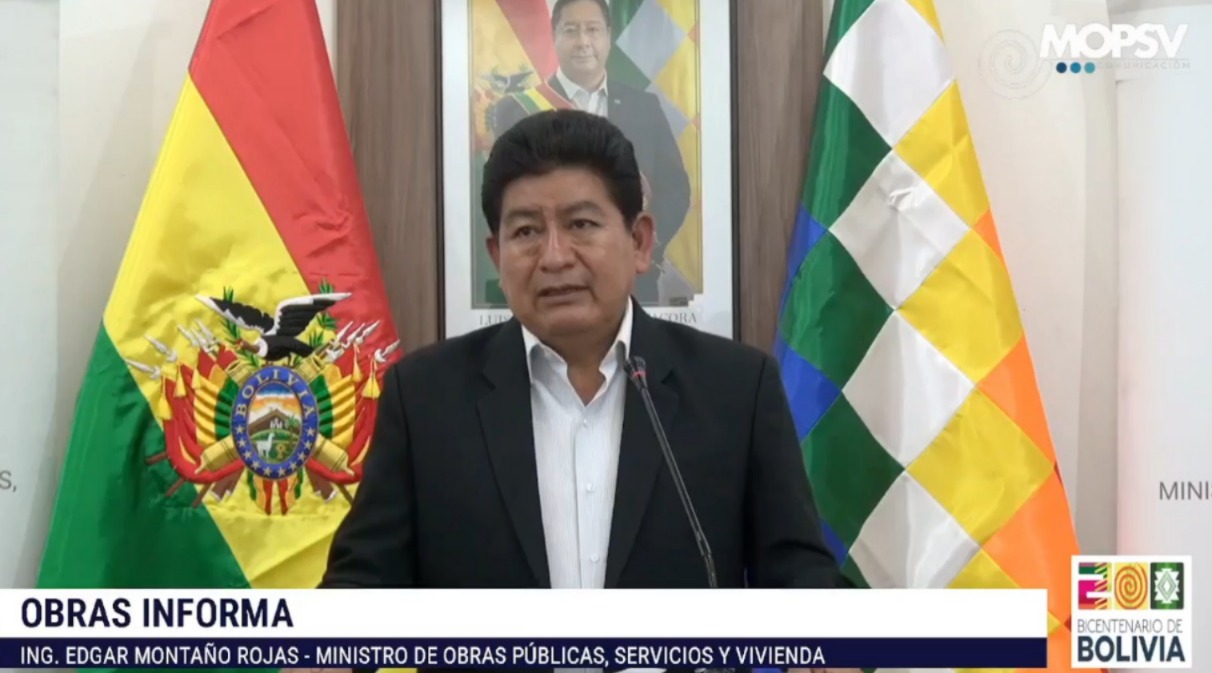 Ministro de Obras Públicas anuncia avances en la construcción de tramo carretero en La Paz