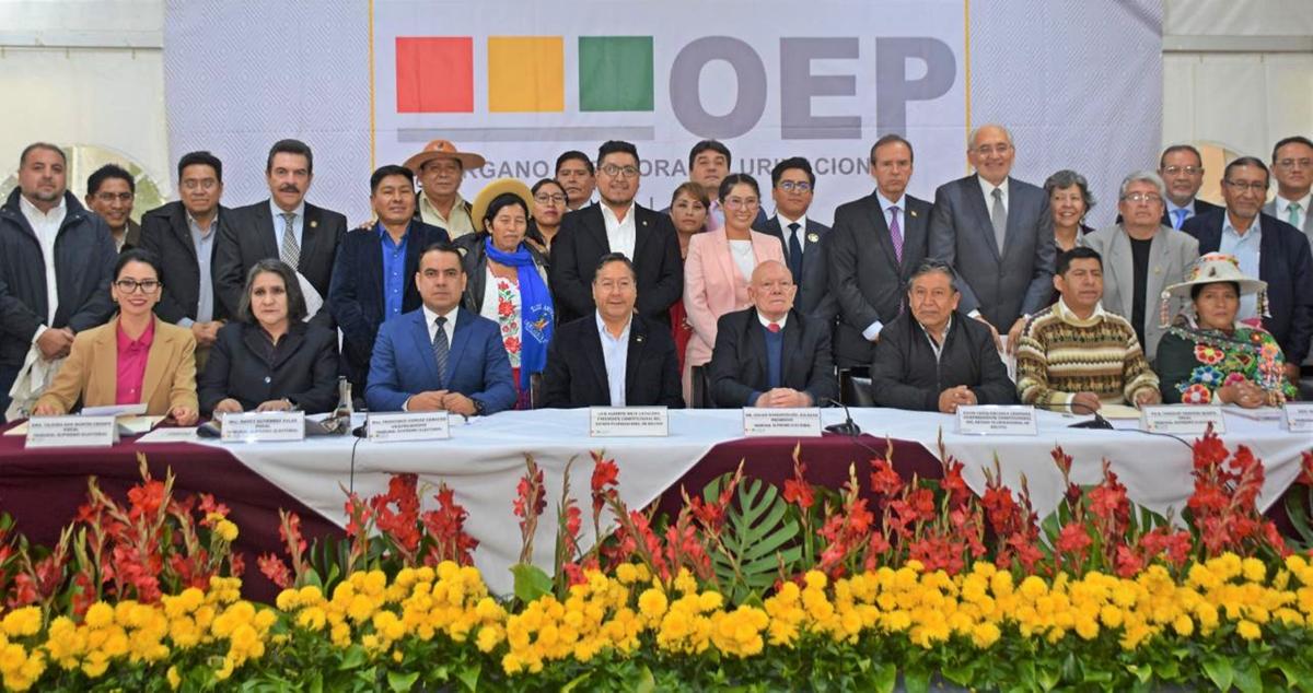 Cumbre en Santa Cruz: TSE y Estado ratifican elecciones del 17 de agosto