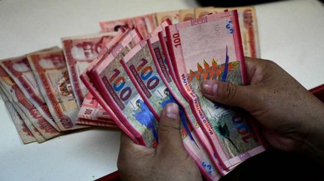Economía boliviana bajo presión: escasez de divisas, inflación y el impacto del alza del petróleo