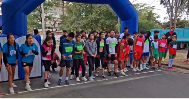 Tarija impulsa prevención de adicciones juveniles con carrera y estudio sobre aumento de consumo