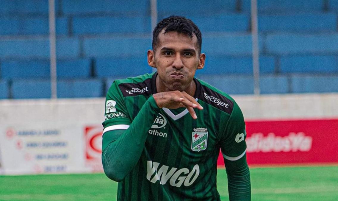 Gilbert Álvarez a la espera de habilitación para debutar en Oriente Petrolero por sanciones FIFA