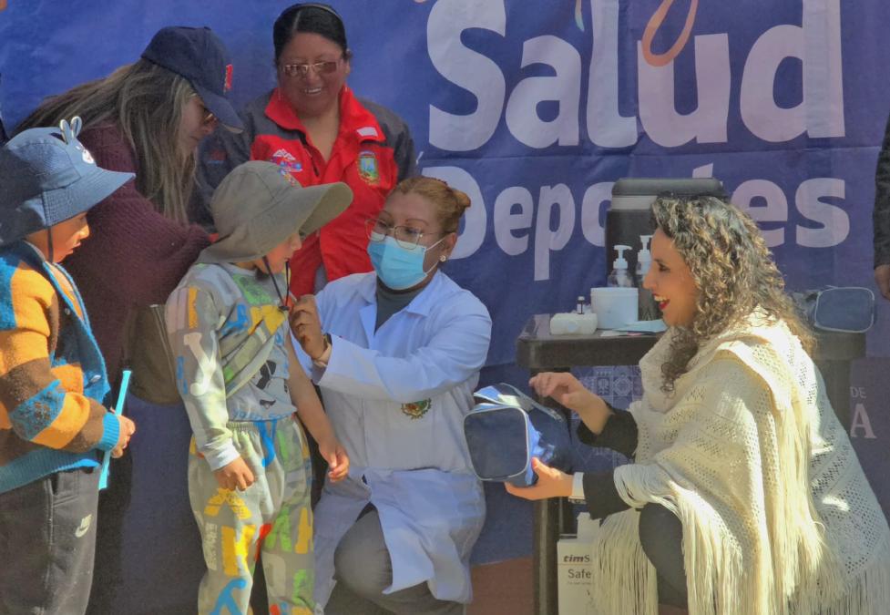 Bolivia intensifica vacunación contra sarampión ante 87 casos, con foco en Santa Cruz