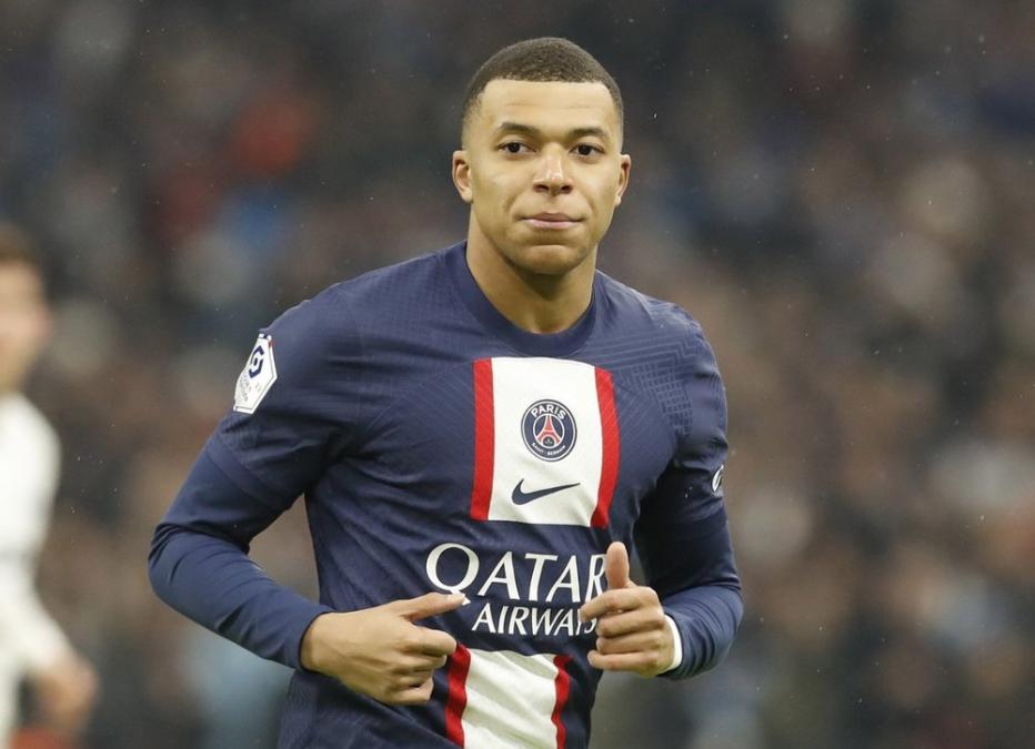 Mbappé retira demanda contra PSG por acoso pero mantiene reclamación de 55 millones de euros