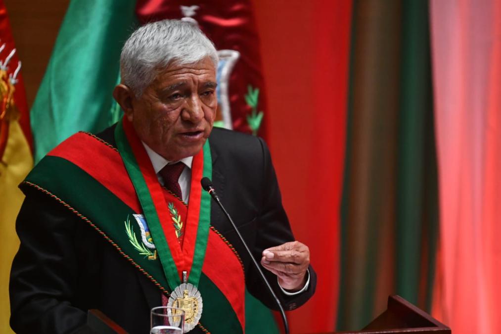 Alcalde de La Paz pide justicia para exministra de Salud en estado terminal