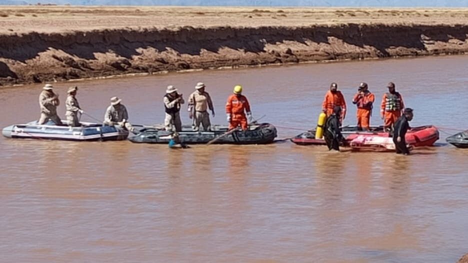 Hallan cuerpo en río Desaguadero; búsqueda de segunda persona continúa Hallan cuerpo en río Desaguadero; búsqueda de segunda persona continúa