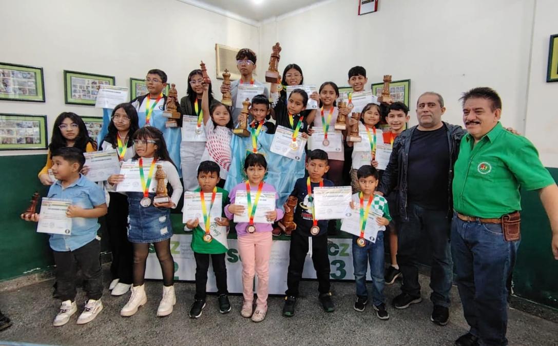 Bolivia inicia selección de ajedrecistas para Festival Sudamericano en Colombia