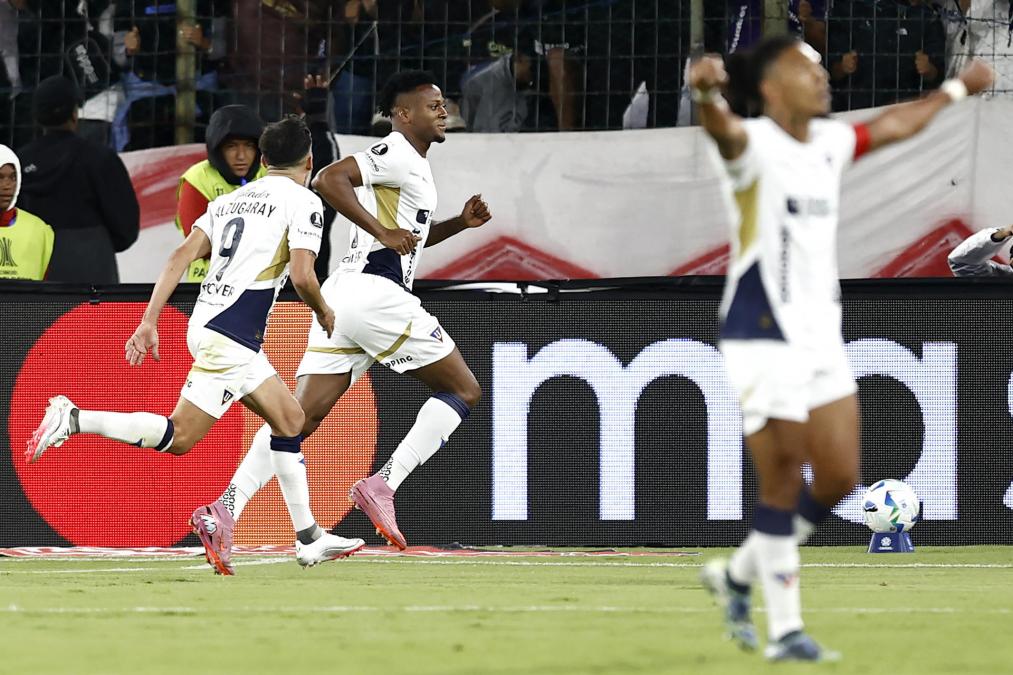 Liga de Quito con Villamil en cancha vence a Sao Paulo en vibrante encuentro