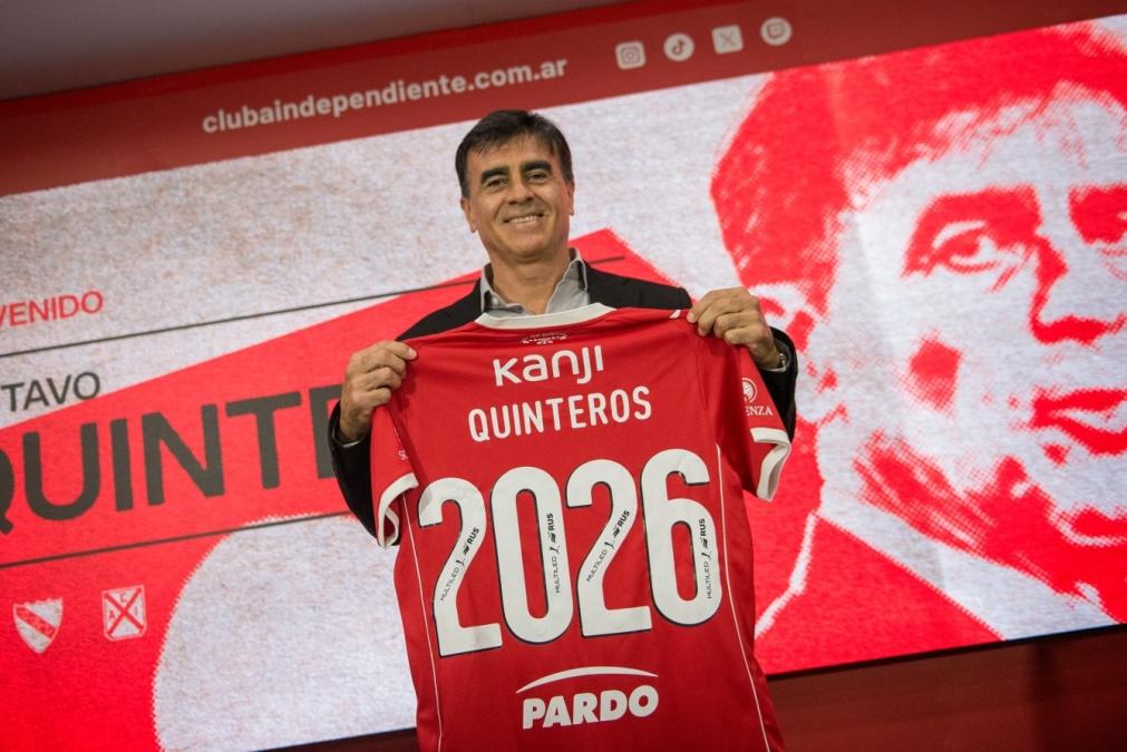 Gustavo Quinteros asume como nuevo director técnico de Independiente Argentina un desafío apasionante