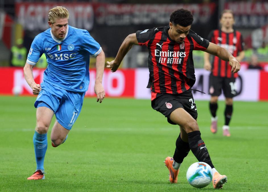 Milan Campeón Derrota Líder Serie A Nuevo Rey Fútbol Italiano