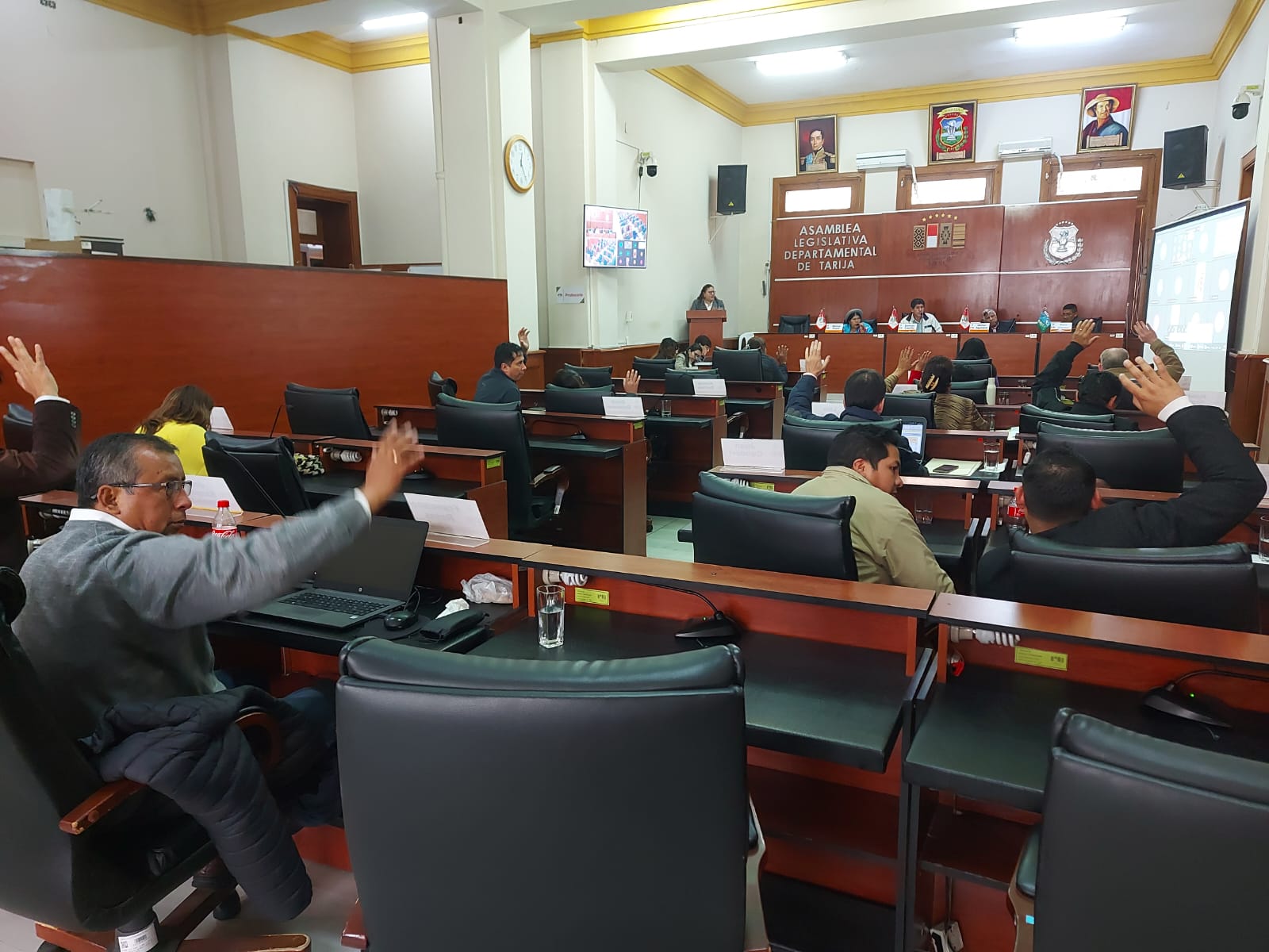 Gobernación solicita adecuación de casi cien leyes a legisladores mediante cartas individuales