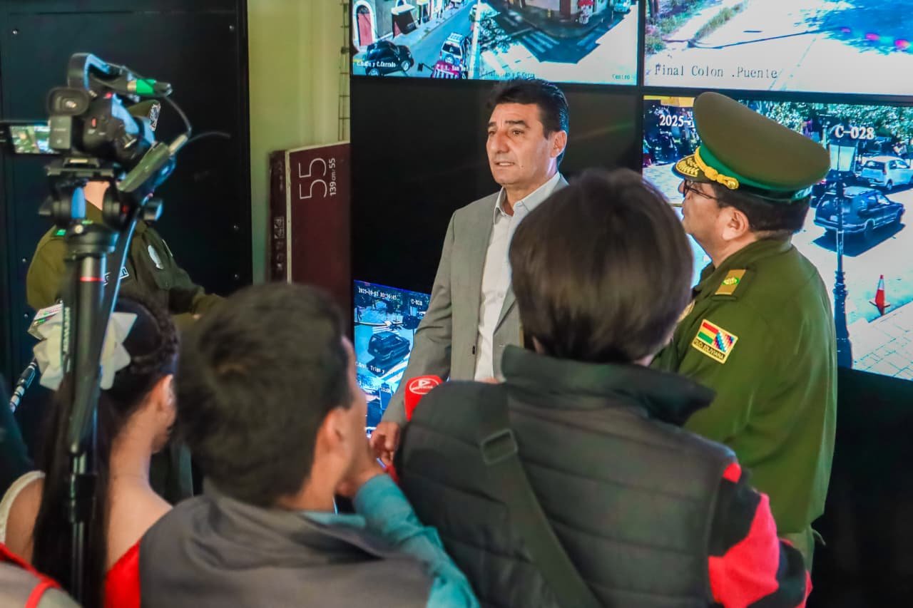 Alcaldía lanza plan para activar cámaras vigilancia ciudadanas mejorando seguridad urbana
