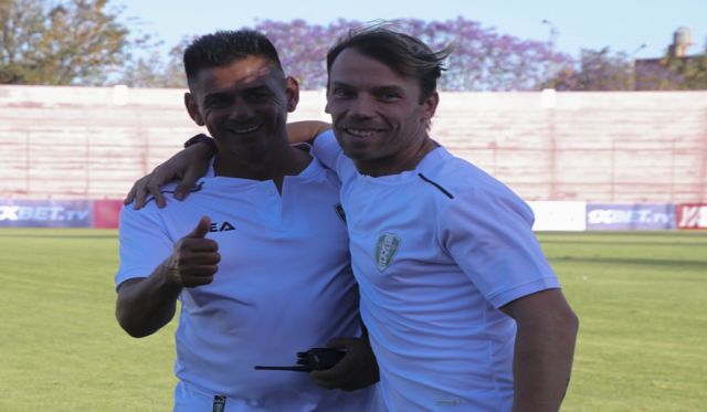 Real Tomayapo remonta espectacularmente en el debut del entrenador español Cortez