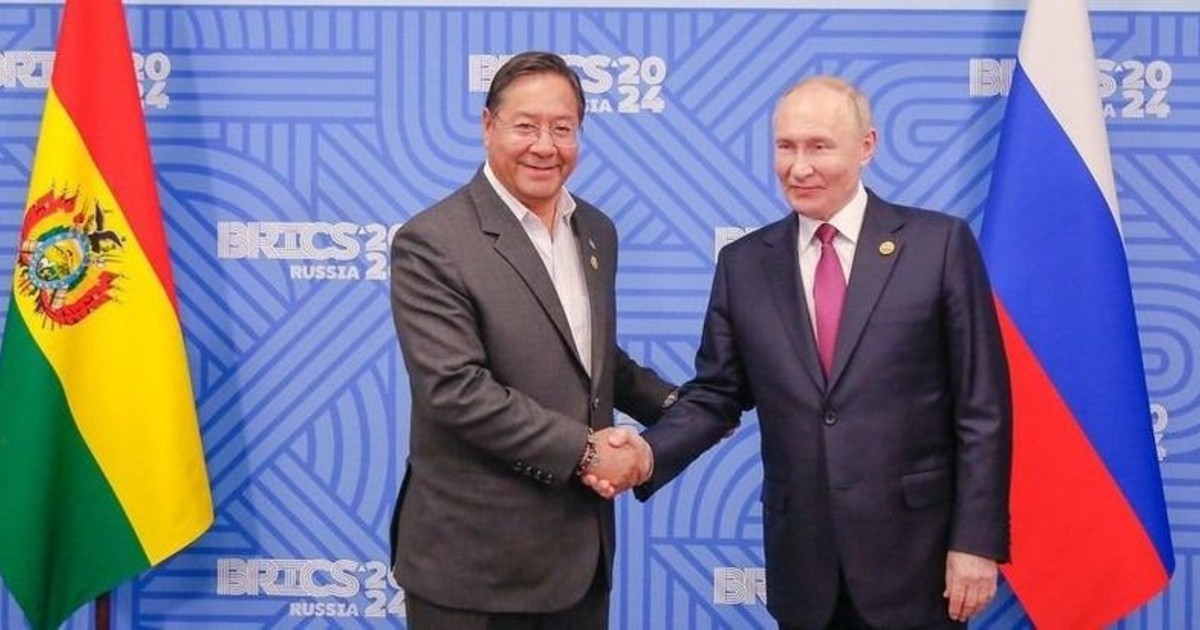 Arce felicita a Putin en su cumpleaños deseándole salud y fortaleza