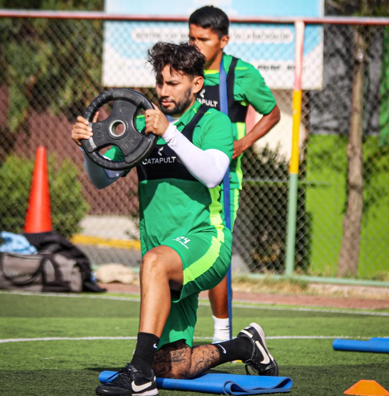Real Tomayapo visita San Antonio Bulo Bulo en vibrante duelo en el Carlos Villegas