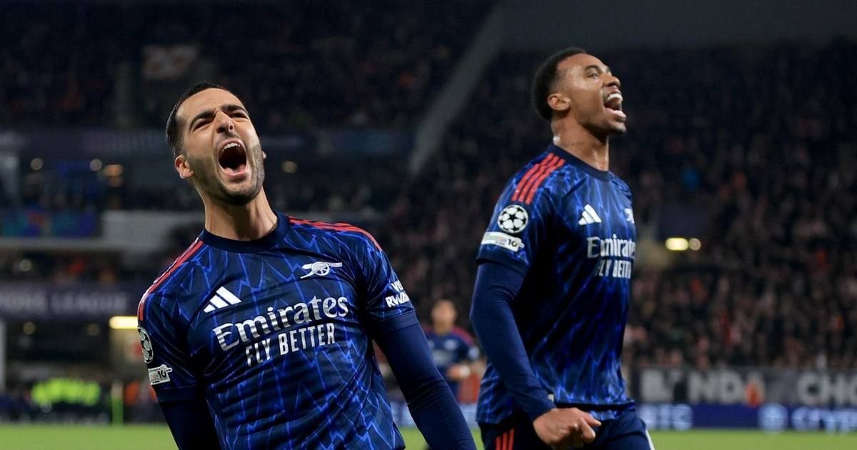 Arsenal aplasta al Slavia Praga y extiende su impresionante racha invicta en la Champions League