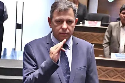 Diego Ávila Presidirá el Senado tras Amplia Mayoría en Votación Histórica