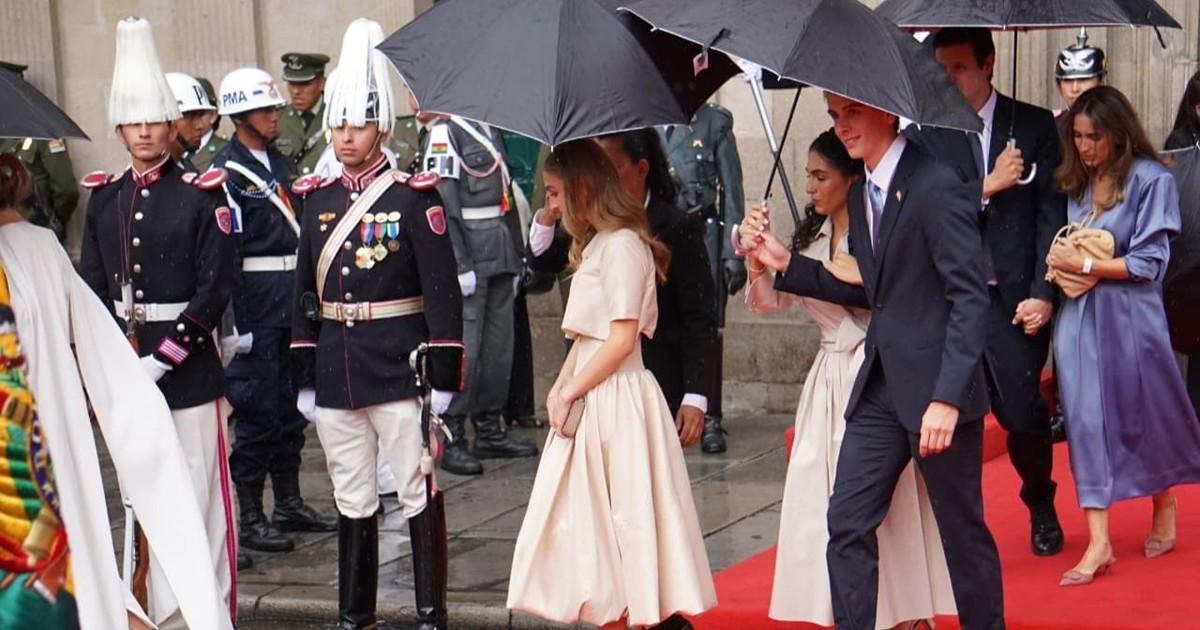 Lluvia intensa y emoción marcan la toma de juramento de Paz y Lara con manillas escondidas