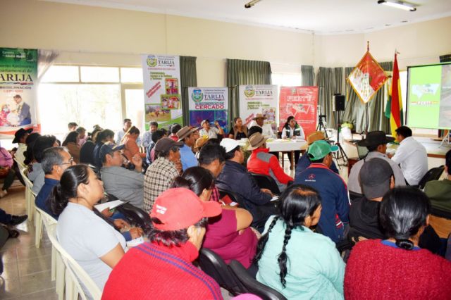 Campesinos tarijeños anuncian protestas por recorte al Prosol