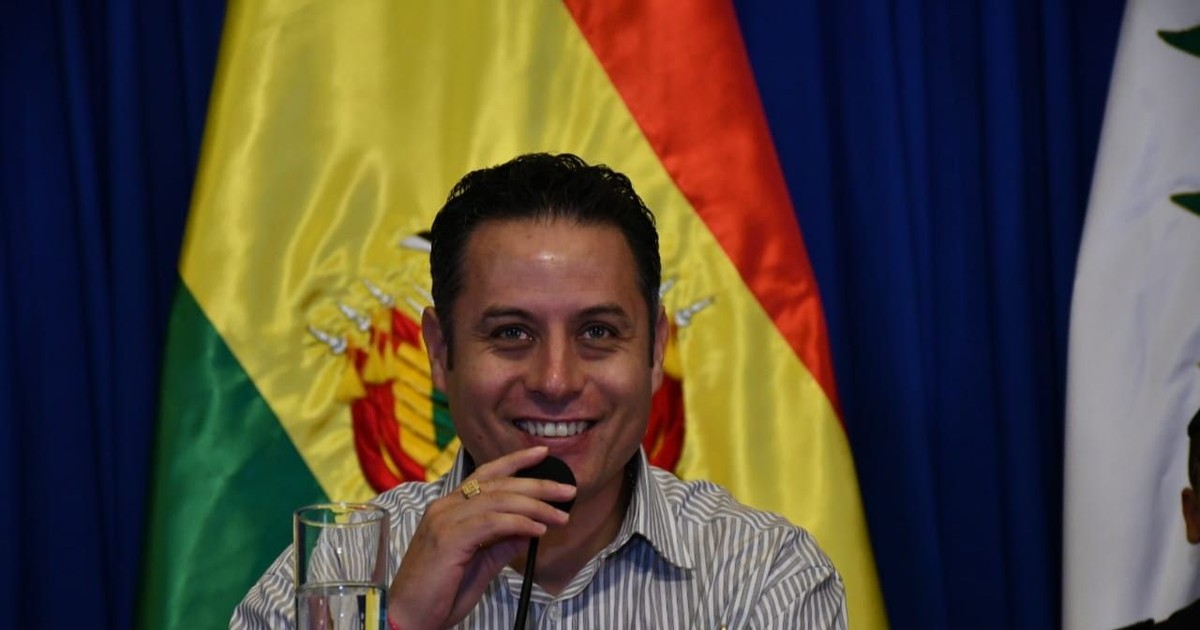 Lara exige relevo de Russo en Policía Boliviana Lara exige relevo de Russo en Policía Boliviana