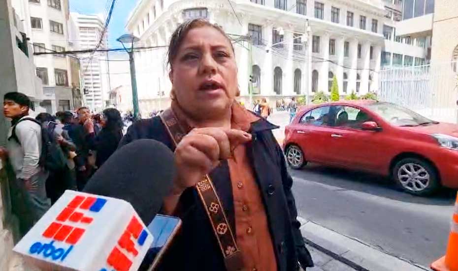 Jefa PDC impulsa norma redes tras escándalo Lara