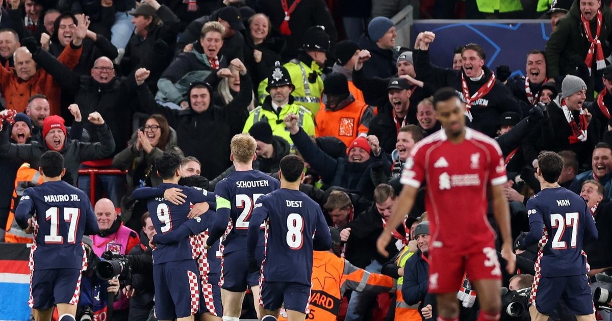 PSV exhibe dominio en Anfield y confirma superioridad ante Liverpool en Champions League