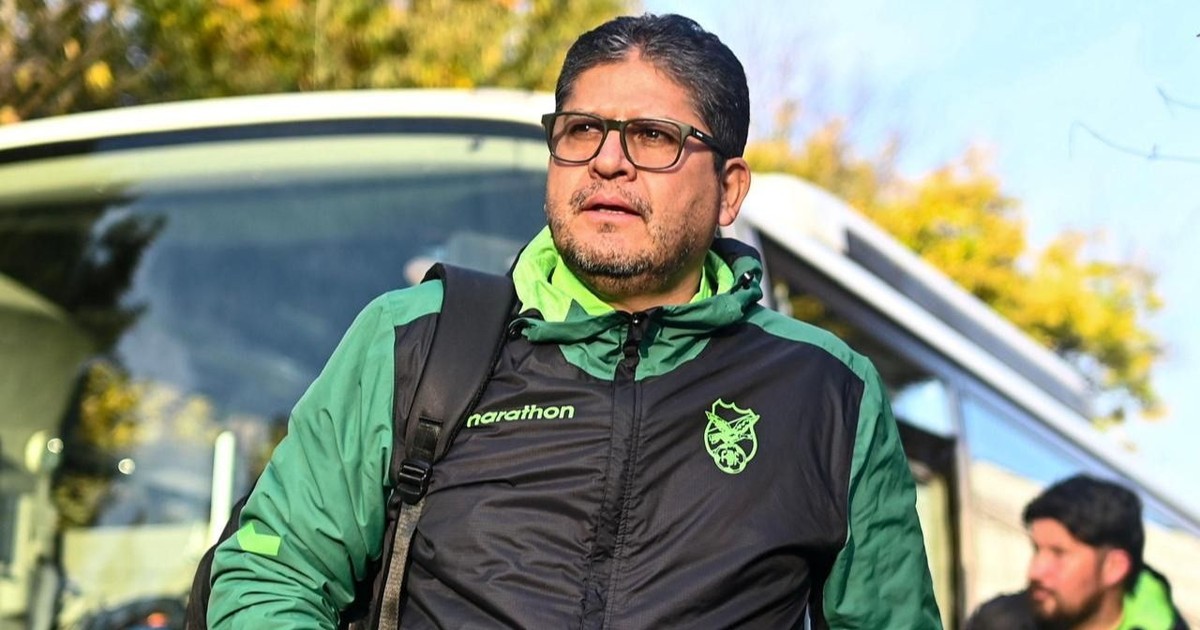 Villegas convoca a mayoría de jugadores locales para partido contra Perú